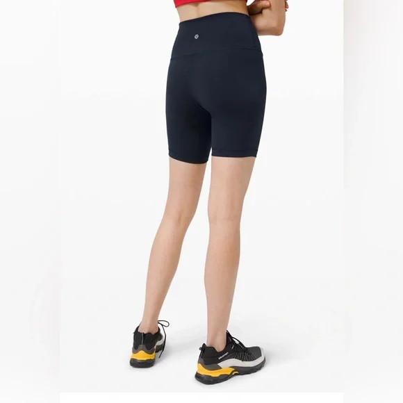 LULULEMON Wunder Train High Rise Bike‎ Shorts size 6 inseam 6" True Navy - Picture 3 of 7